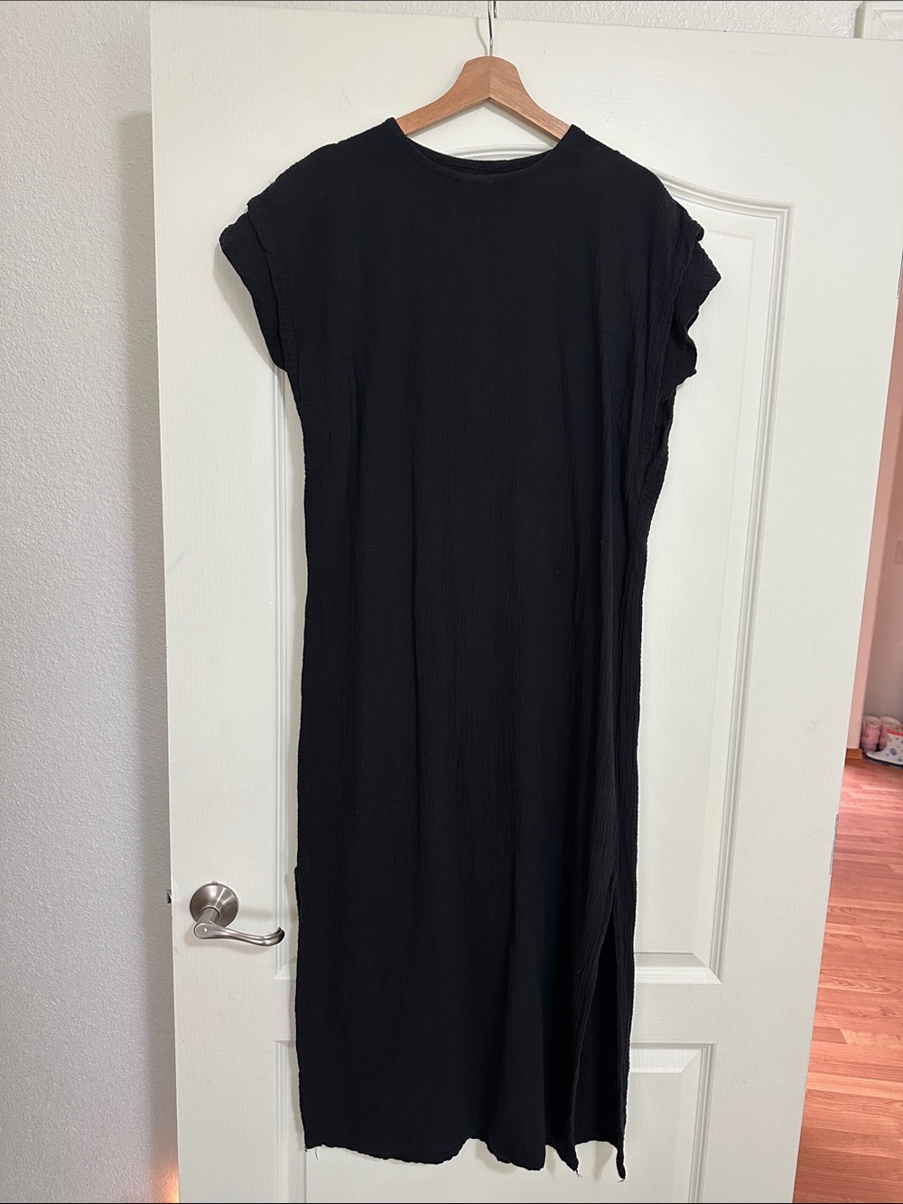 Women’s  Black Muslim Midi Dress
